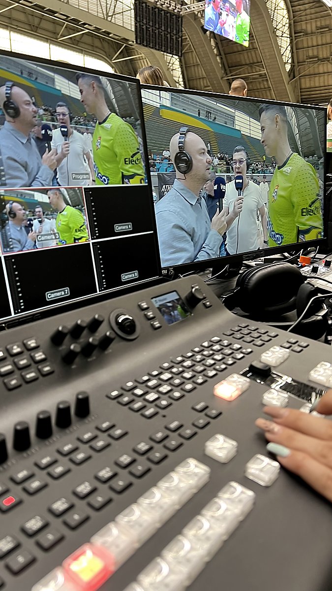 Operación en vivo · PTZ